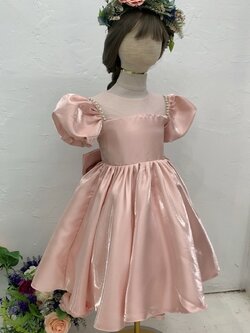 ชุดราตรีเด็ก(ร้านอยู่รัชดา ลองได้ถ่ายรูปจากชุดจริง)W18965 สีโอรส ติดโบว์ แขนตุ๊กตายาว กระโปรงสั้น เรียบหรู