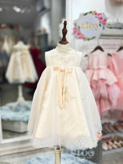 ชุดเดรสเด็ก(หน้าร้านอยู่รัชดา ลองได้ถ่ายรูปจากชุดจริง)W18470สีครีม แนวเกาหลี เรียบหรูคะ กระโปรงสั้น