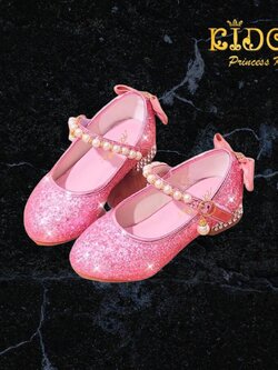 รองเท้าเด็กออกงาน(หน้าร้านอยู่รัชดา ลองได้)H042สีชมพู สีสวยสด เพชรระยิบระยับ ประดับด้วยมุกตรงสายรัดรองเท้า มาพร้อมโบว์สุดเก๋