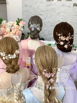 ssกิ๊บติดผมเด็ก((หน้าร้านอยู่รัชดา)KF530สีฟ้า สีม่วง เซ็ทดอกไม้ประดับผม 3ชิ้น ประกับมุกและเพชร น่ารักมาก