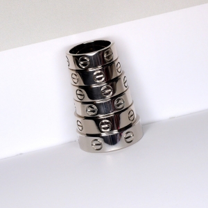 Jewelryแบรนด์เนม มีอะไรพิเศษ?