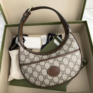 กระเป๋า GG HALF-MOON-SHAPED MINI BAG